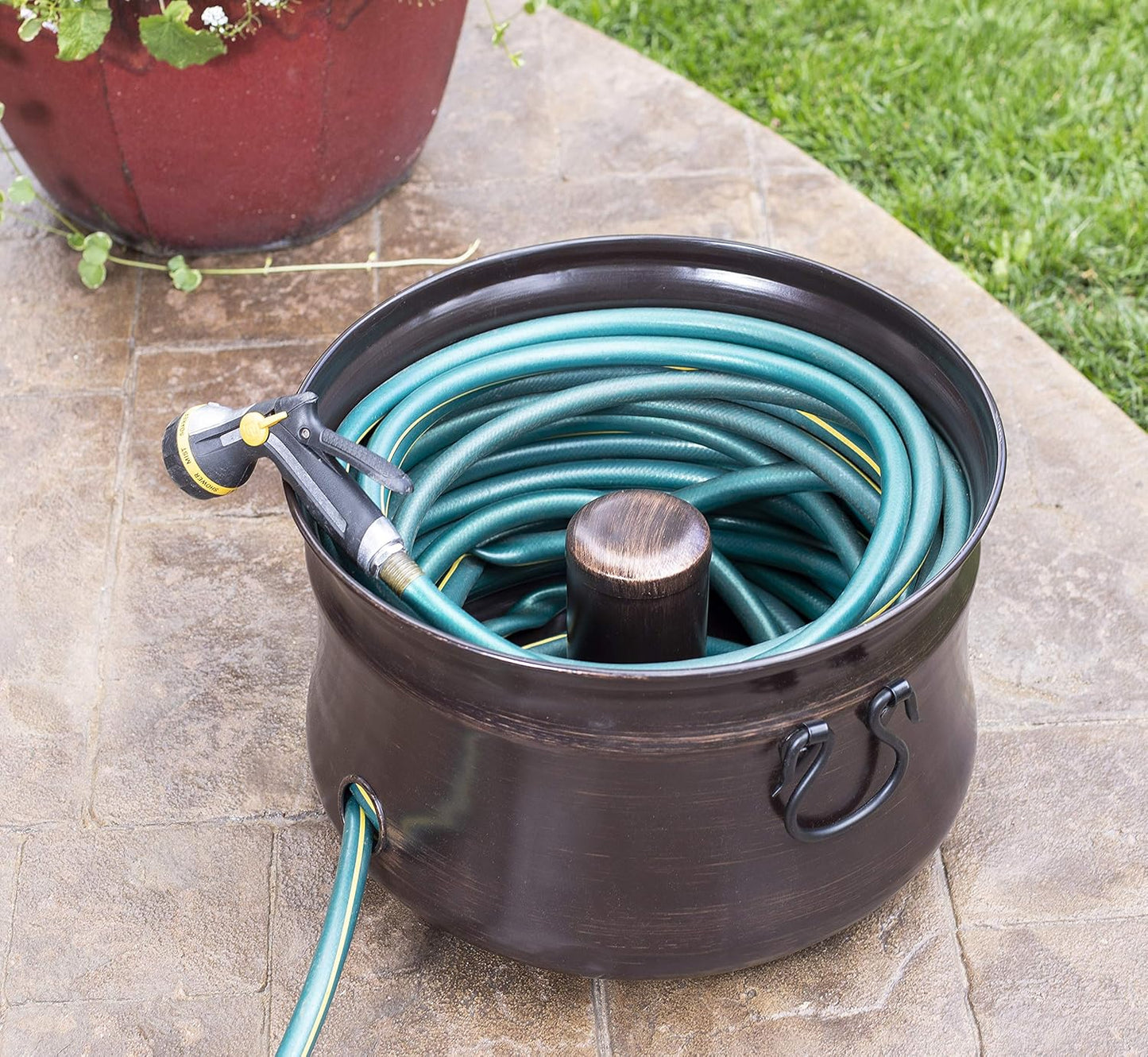 BIRDROCK HOME Water Hose Holder - Decorative Metal Pot, Indoor or Outdoor, Garden Storage Organizer, Patio Portable Bucket - Distressed Bronze, Holds up to 200ft Hoses, Large with Lid
