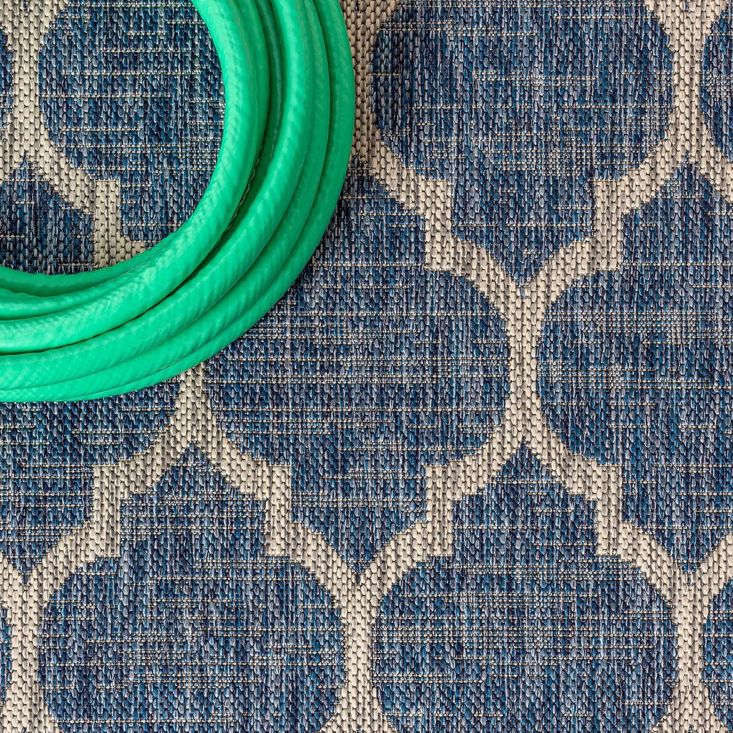 Eyely BMS109D-5SQ Santa Monica Trebol Moroccan Trellis Textured Weave Indoor/Outdoor Area Rug Coastal;Bohemian, Bedroom, Backyard, Patio, Easy-Cleaning, Non-Shedding, 5' Square, Navy/Gray