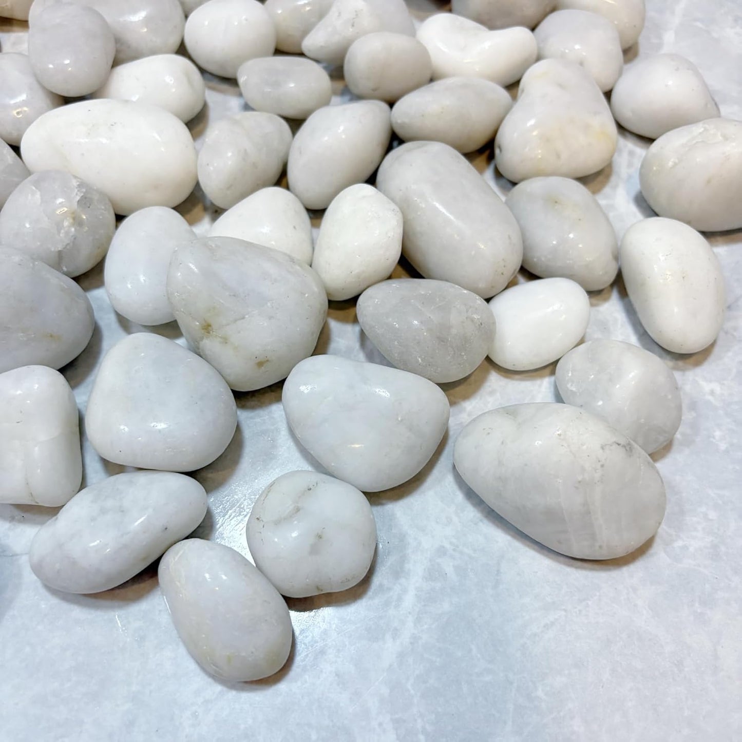 20lbs River Rocks, 1-2Inch Decorative Ornamental Natural Pebbles for Garden Couryard Landscaping Stones, Gravel Filler for Fish Tank,Vases,Home Decor,Aquariums,Animal Habitat, White