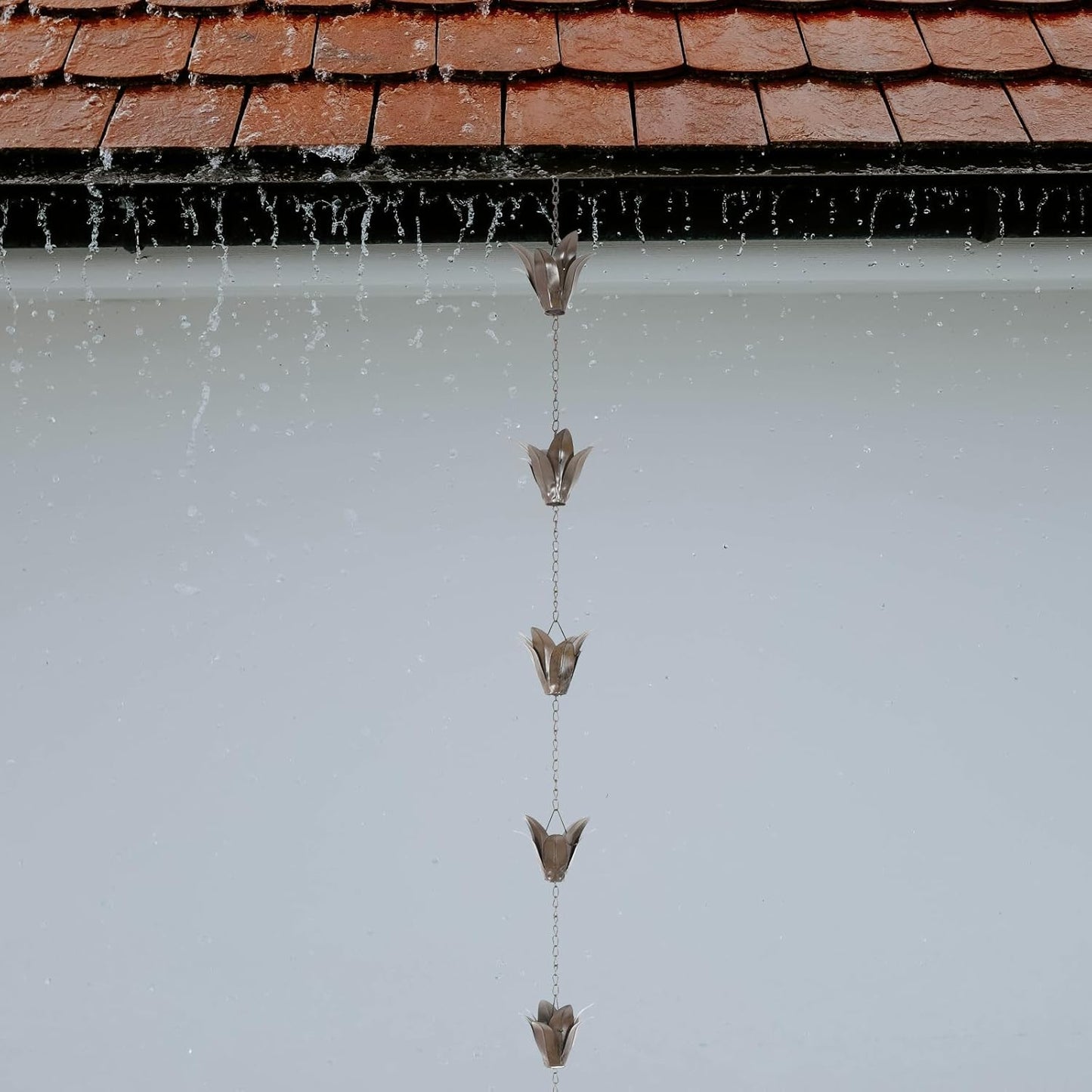 DUSVALLY Rain Chain, 7.88 FT Metal Flower Rain Chain, Functional and Decorative Replacement for Gutter Downspouts, Adjustable, Antique Silver