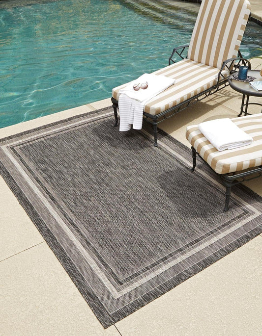Unique Loom Outdoor Border Collection Area Rug - Soft Border (10' x 14' 1" Rectangle, Black/ Ivory)
