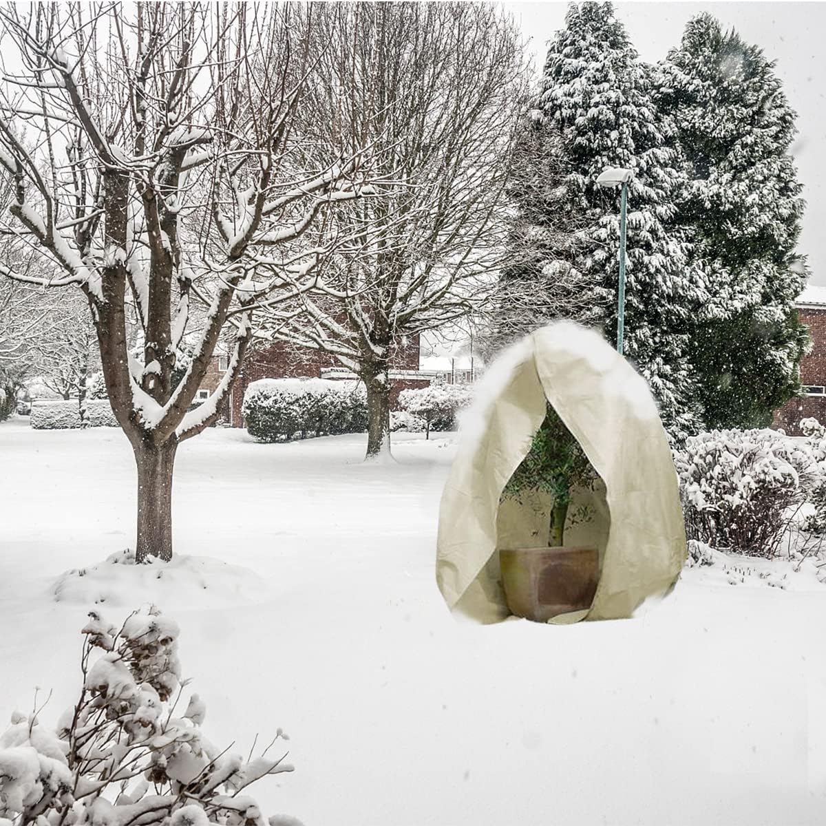 gardtree Plant Covers Freeze Protection 47.2" x 70.8" 2 Packs 2.4oz/yd², Thickened Winter Plant Frost Protection Garden Cold Weather Tree Wrap with Zipper Drawstring for Outdoor Shrub Potted Plant