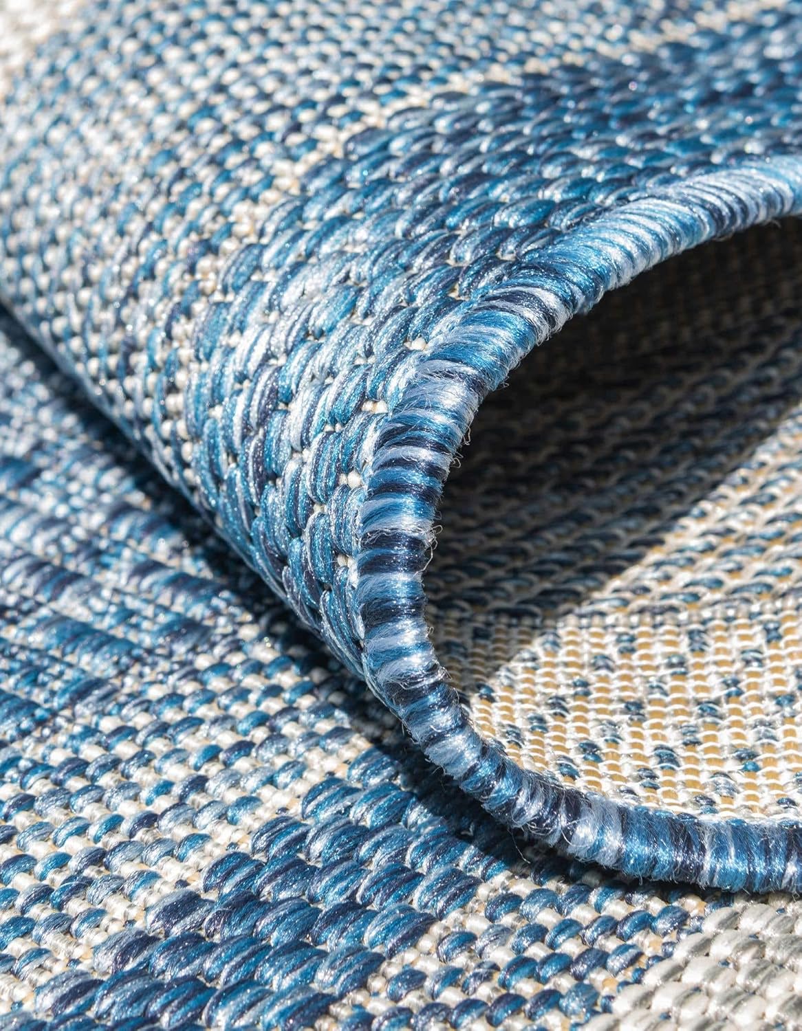 Unique Loom Outdoor Border Collection Area Rug - Soft Border (2' 2" x 3' 7" Hearth, Blue/ Ivory)