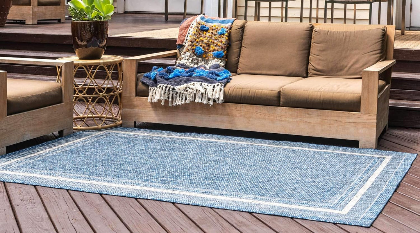 Unique Loom Outdoor Border Collection Area Rug - Soft Border (6' 1" x 9' Rectangle, Blue/ Ivory)