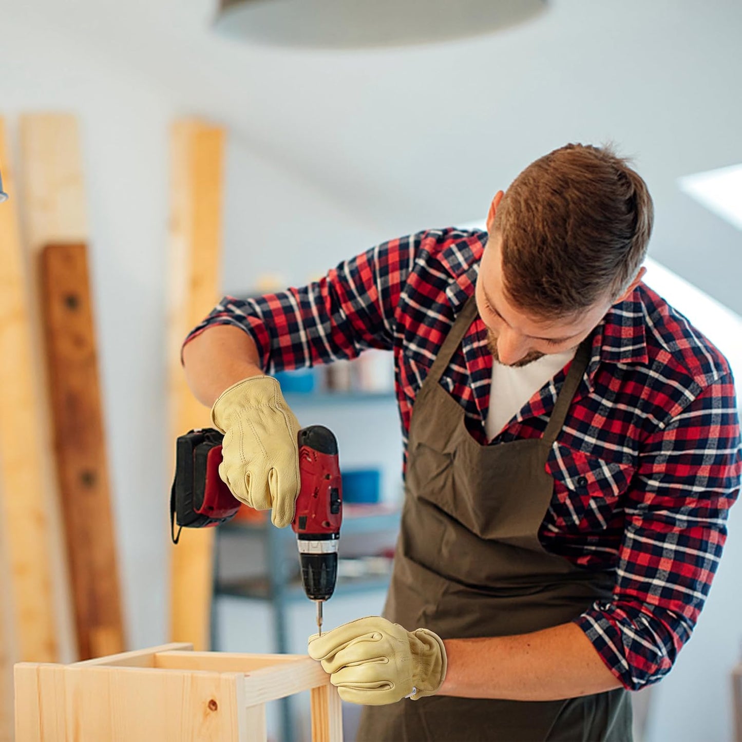 HLDD HANDLANDY Leather Work Gloves for Men & Women, Adjustable Wrist Cowhide Gardening Glove with Reinforced Palm for Driver