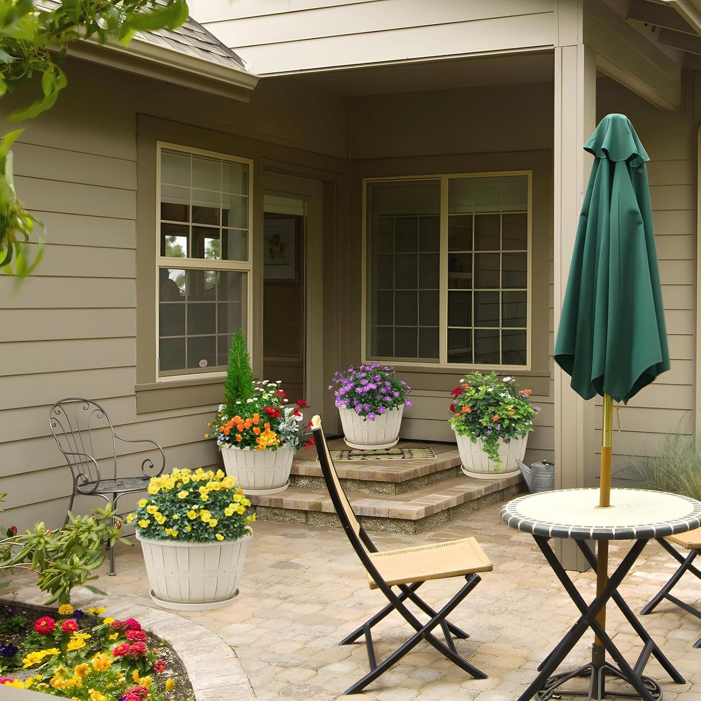 Quarut 14 Inch Plastic-Flower-Pot-for-Indoor-Plants, 4 Pack Large Outdoor Planter Pot with Drainage Holes & Saucers, Resin Decorative Garden Pots Planters（White）