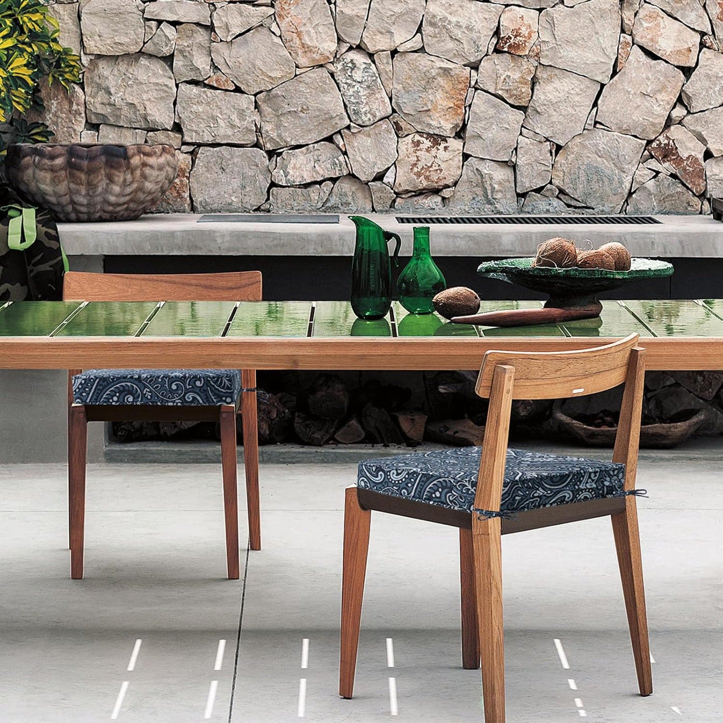 Square Corner Seat Cushions, 18.5" x 16" x 3", Set of 4, Indoor Outdoor Water Repellent Universal Chair Pads with Ties for Patio Furniture, Garden Deck Dining Chairs, Damask Blue Flower