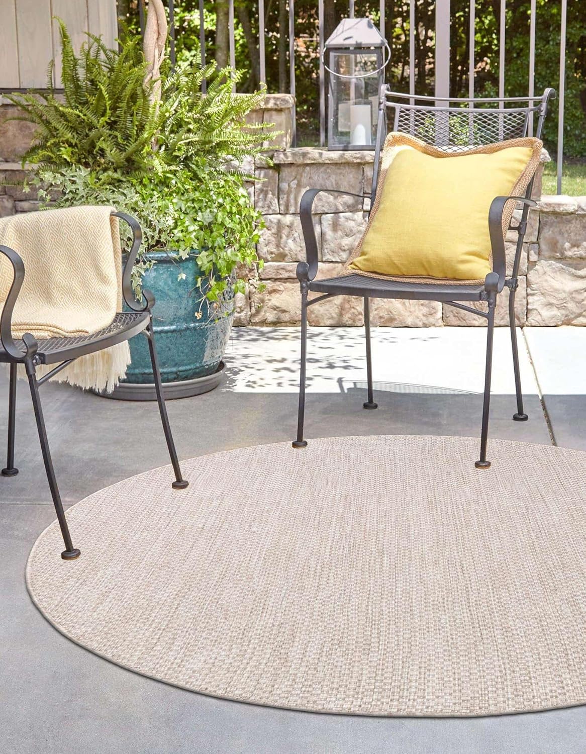 Unique Loom Outdoor Solid Collection Area Rug (5' 3" Round Beige/Ivory)