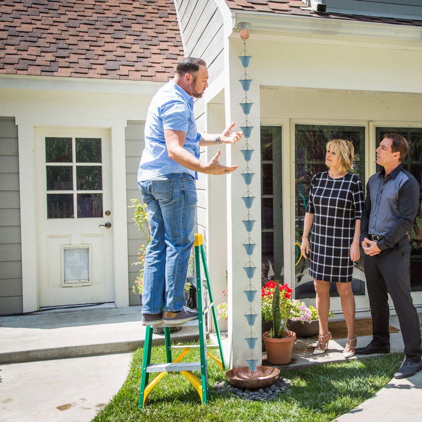 8.5FT Bell Iron Rain Chains for Gutter and Rain Barrel, Rust-Resistant Plated Garden Décor for Downspout, Bonus Rain Chain Gutter Adapter (Antique-Blue)