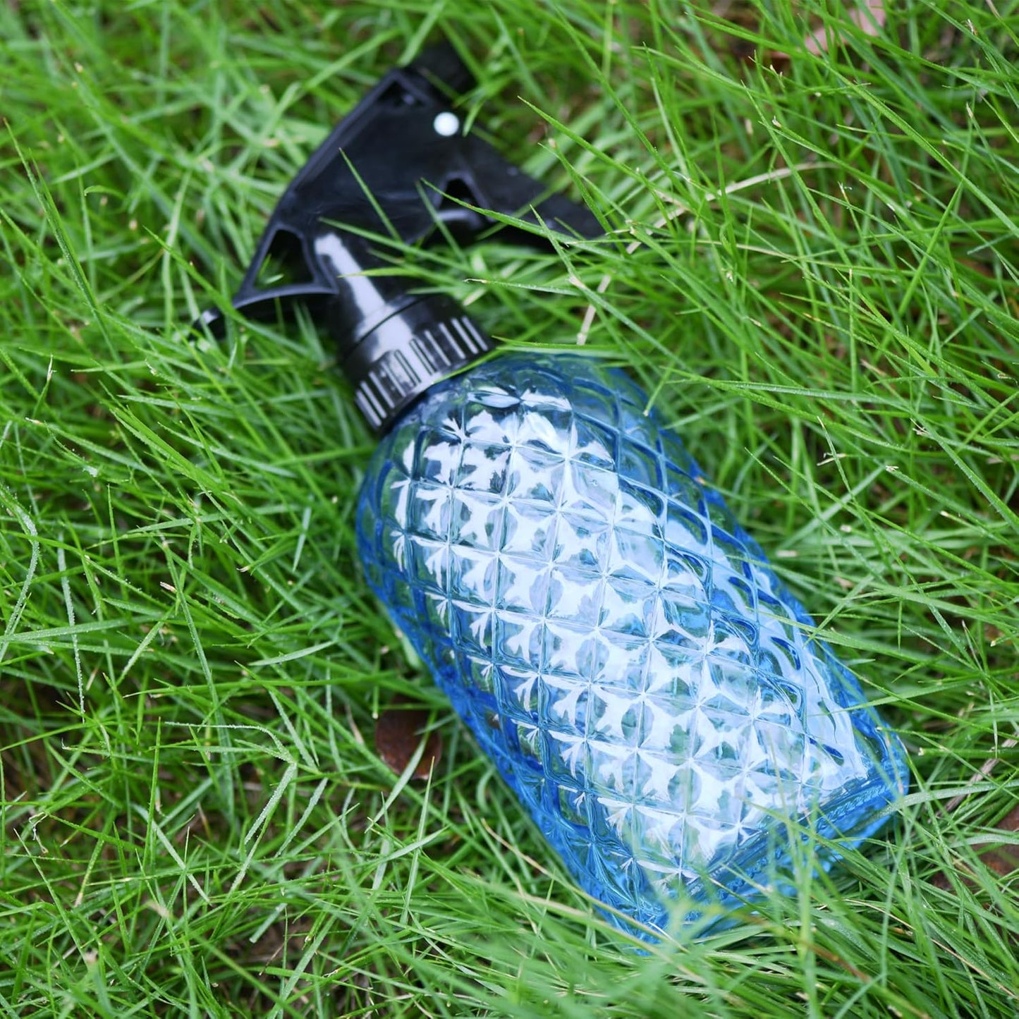 Glass Handheld Spray Bottle - 12oz Refillable Bottle ，Adjustable Nozzle Watering Can for Garden Plants Cleaning Solutions (Blue)