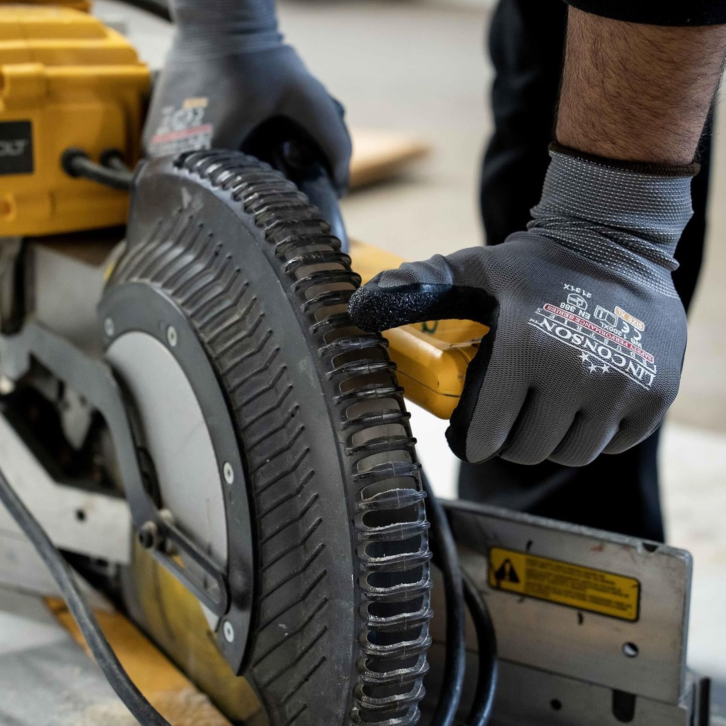 linconson 12 Pack Safety Performance Series Construction Mechanics Wrinkle Latex Work Gloves