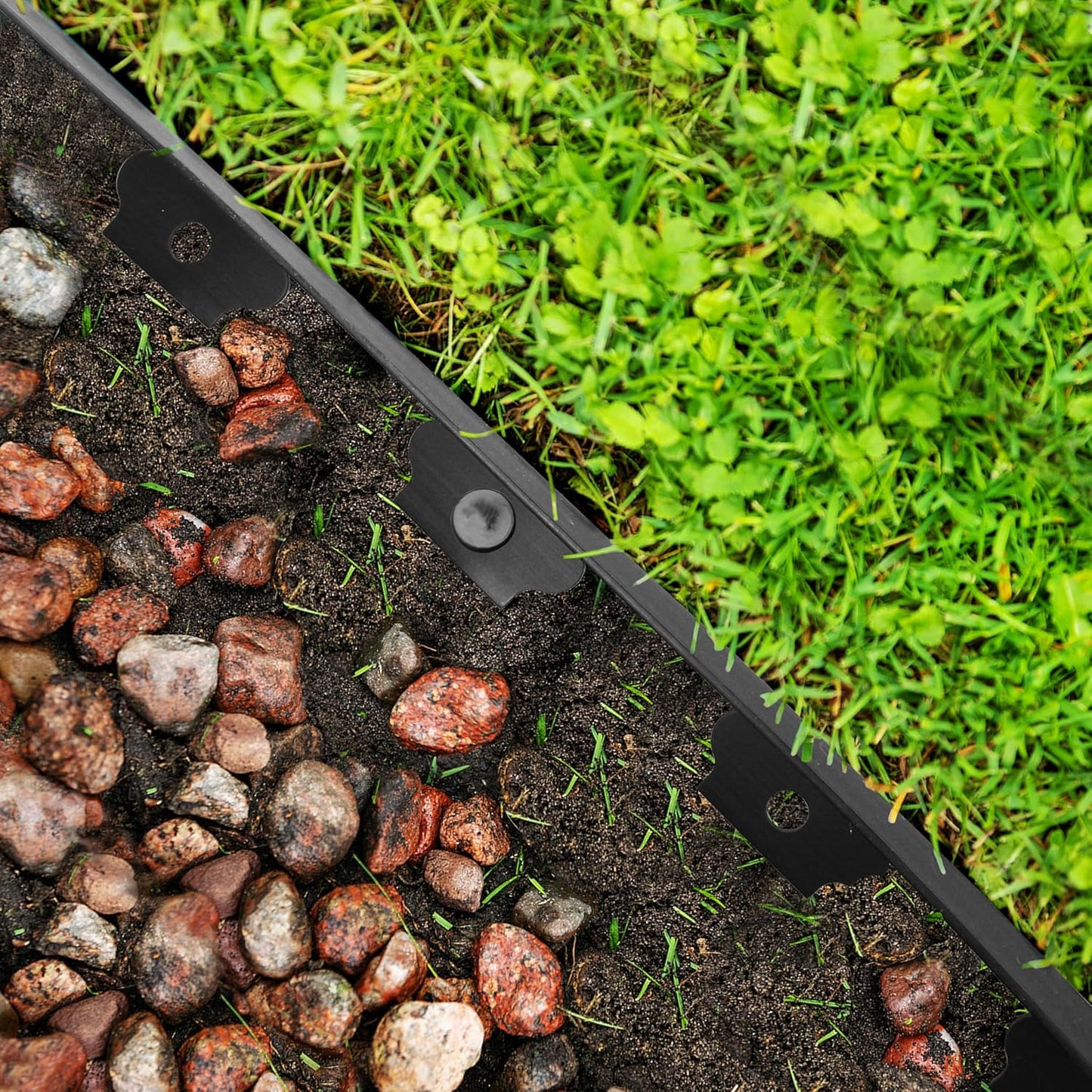 Gardzen 1.5" x 40' Landscape Edging Kit, Garden Edging Coil Comes with 40 Pcs Spikes, No Dig Lawn Border Design