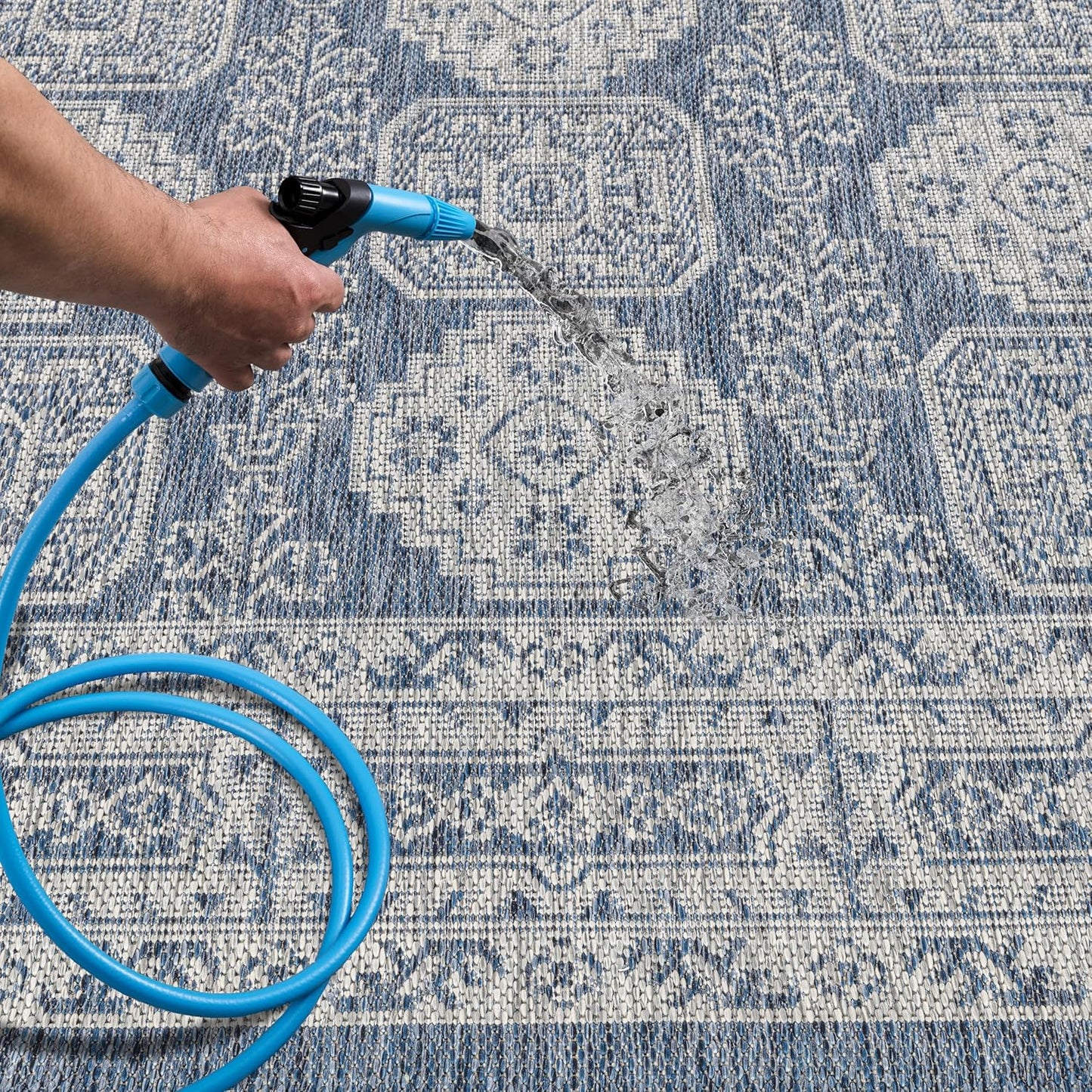 Keen Home Design Terrace Outdoor Round Rug - 5ft Round Washable Indoor/Outdoor Rug for Patio, Kitchen, Balcony, Beach, Garden, Deck and Porch, Size: 5'3" Round