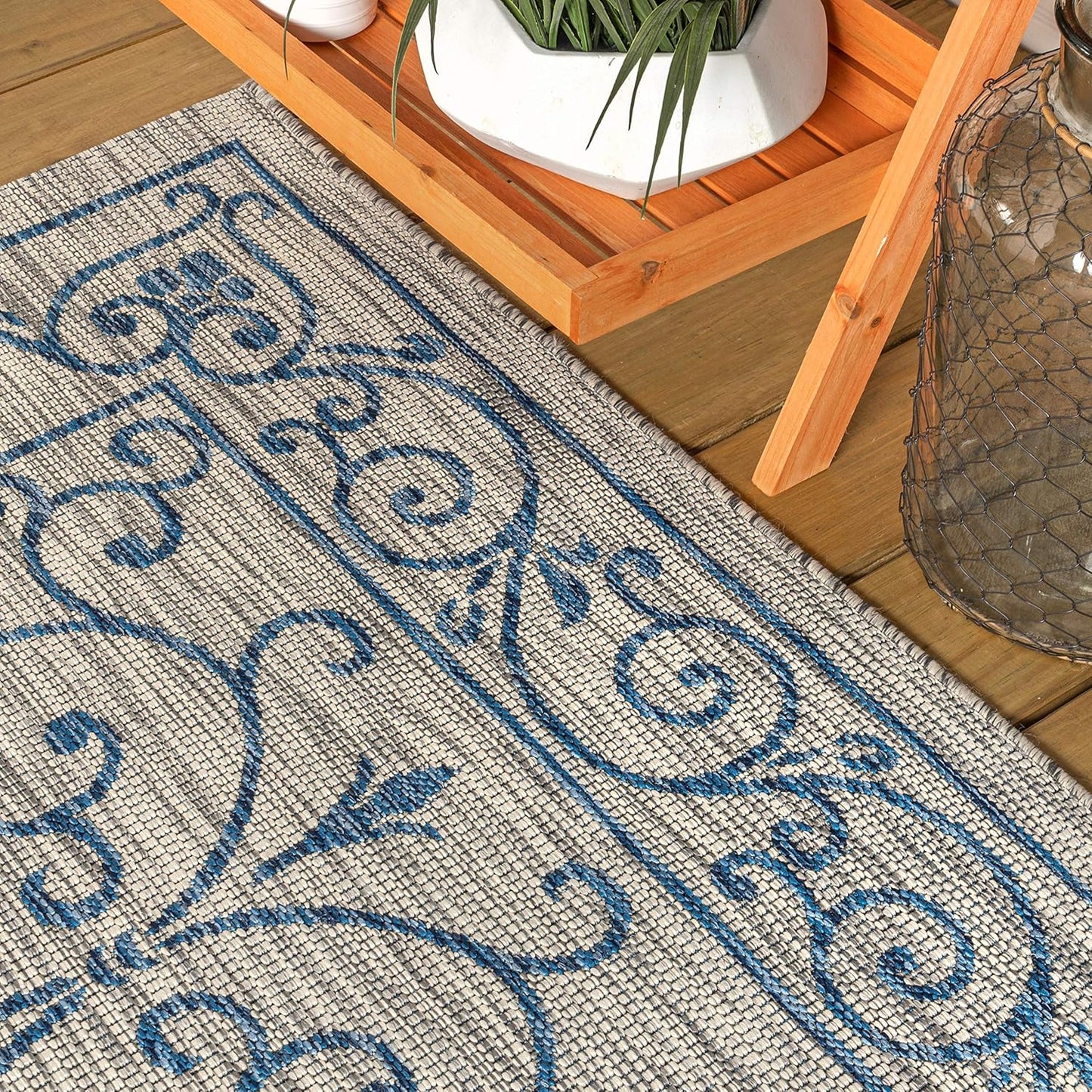 JONATHAN Y SMB106C-28 Charleston Vintage Filigree Textured Weave Indoor Outdoor Runner Rug Classic Coastal Easy-Cleaning Bedroom Kitchen Backyard Patio Non Shedding, 2 X 8, Gray/Navy