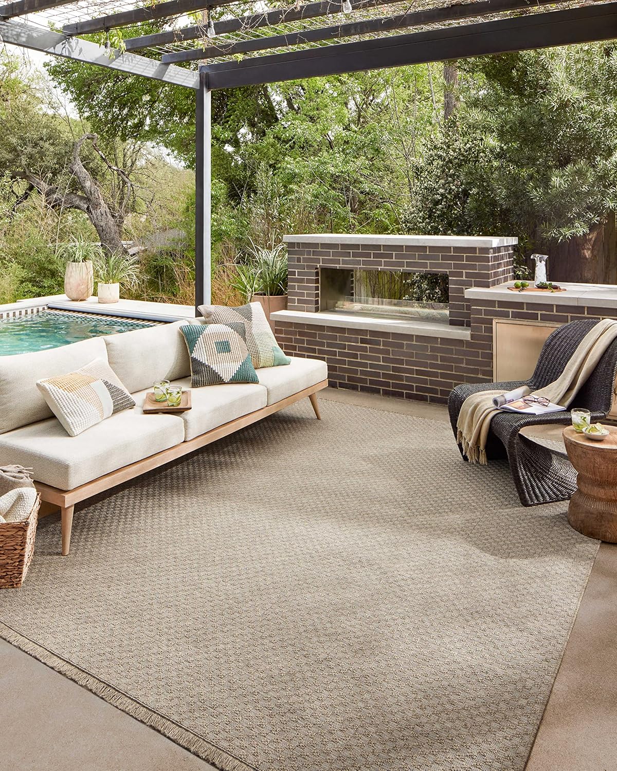 Loloi Dawn Collection Indoor/Outdoor DAW-02 Tan 2'-3" x 10'-0" Runner Rug